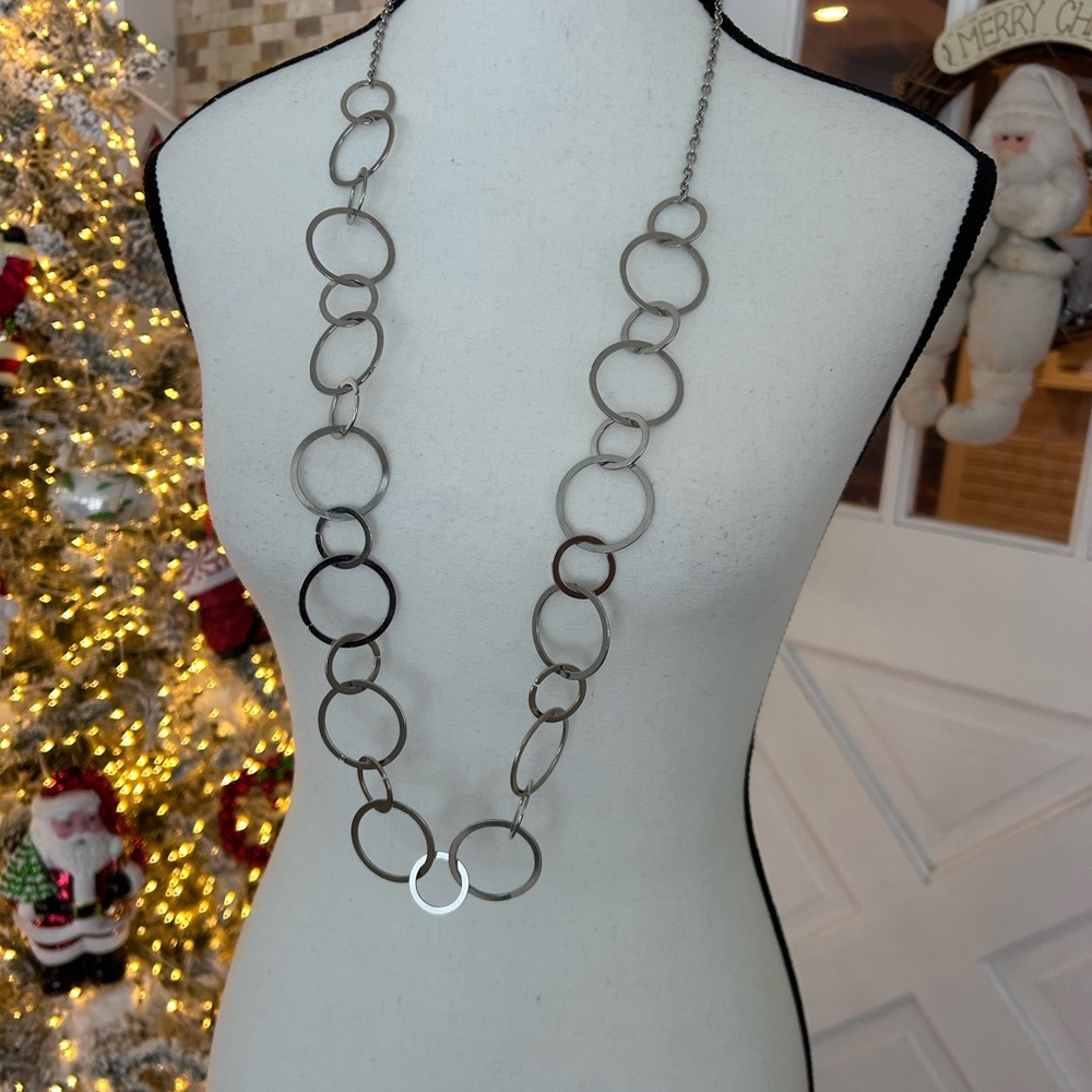 Daisy Fuentes Silver Circle Chain Necklace